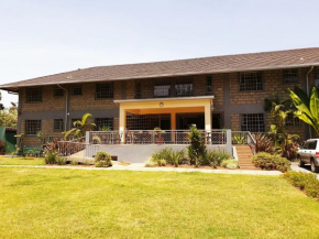 Гостиница Acacia Tree Lodge  Найроби